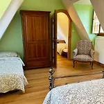Charming 19th Century With Pool Hébergement de vacances *