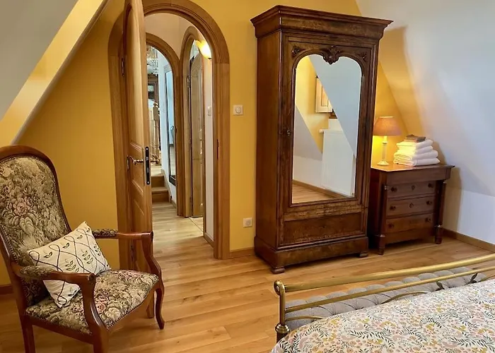 Charming 19th Century With Pool Дом отдыха *